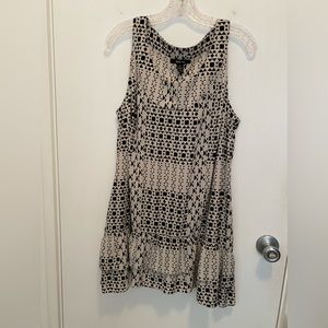 Style & Co black & beige printed sleeveless long top.